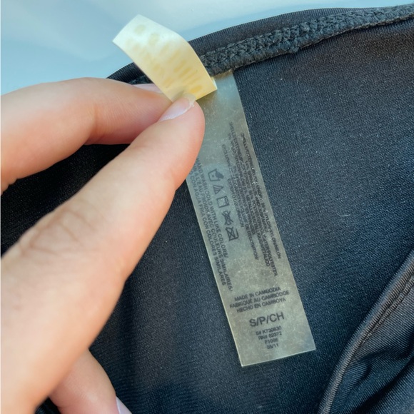 R Collection by Raisins Bikini Bottom🌟 - Picture 4 of 8